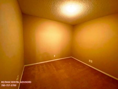 #211 12035 22 Avenue Southwest - Photo 3