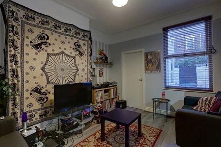 4 bedroom house to rent - Photo 3