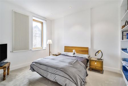 4 bedroom terraced house to rent - Photo 2