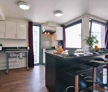 Bronze Studio - Photo 2