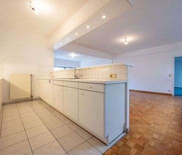 Ruim 2 slaapkamer appartement TE HUUR in hartje Waregem! - Foto 6