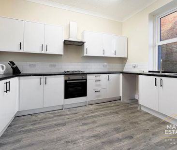 5 bedroom terraced house to rent - Photo 6