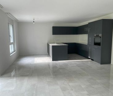 Moderne und grosszügige 3½-Zimmerwohnung - Photo 3