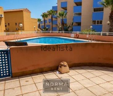 Alquiler de piso en Calle del Mar - Photo 3