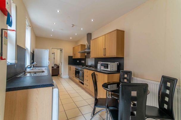 76 Eldon Street - Photo 1