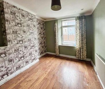 Cliff Terrace, Treforest, Pontypridd, CF37 - Photo 2