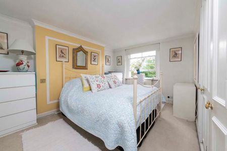 South Kensington, SW3 - Photo 4