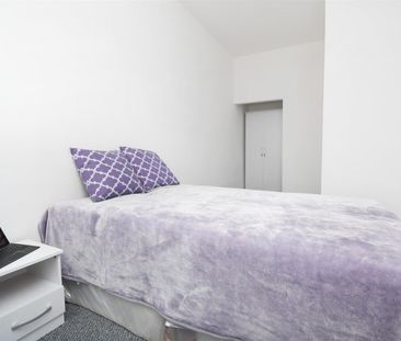 1 bed house share to rent in Berry Street, Burnley, BB11 - Photo 1