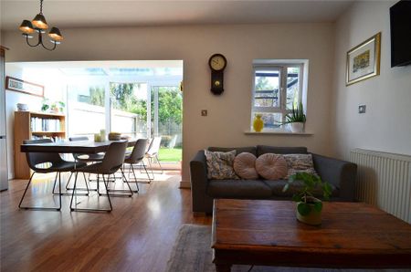 3 bedroom house to rent - Photo 2