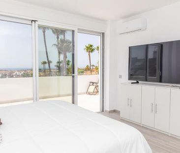 Luxury Townhouse for rent in Estepona, Spain - Photo 4