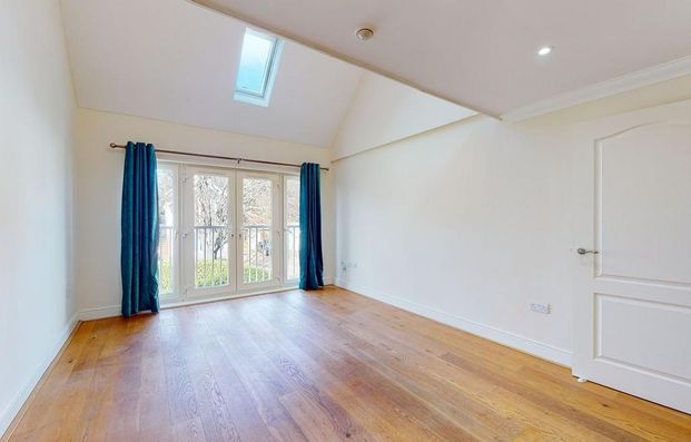 3 bedroom flat to rent - Photo 1