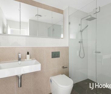 Beautiful 2 Bedroom Apartment - Great Location! - Photo 6