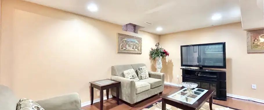 2-5775 Invergordon Ln, Mississauga, Ontario L5M 4R1 | 5775 Invergordon Lane, Mississauga - Photo 1