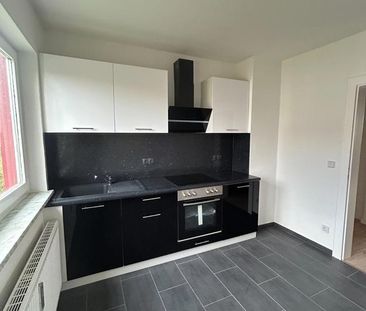 IHR NEUES ZUHAUSE WARTET - 3-Zimmer-Wohnung mit EBK & elegantem Bad - Photo 4