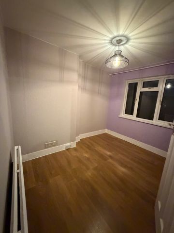 2 Bed Terraced House, Dalton Avenue, CR4 - Photo 3
