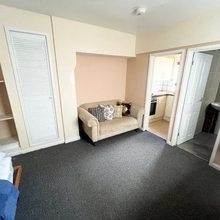 Ashley Road, Poole - Photo 1