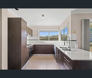 2 Kamira Road, Wadalba, NSW 2259 - Photo 6