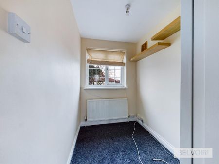 3 bedroom semi-detached house to rent - Photo 2