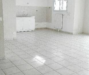 Location appartement récent 3 pièces 68.27 m² à Thyez (74300) 5 - Photo 2