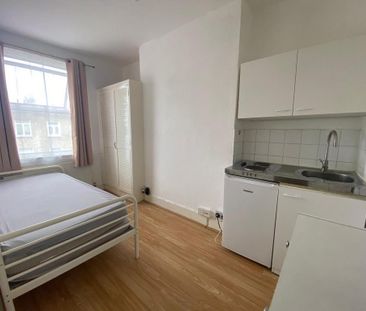 House share to rent - Photo 1