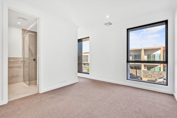 9 Karka Cove, New Port SA 5015 - Photo 1