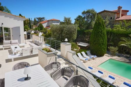 Magnifique Villa de prestige de 6 chambres située dans les hauteurs de Cannes - Photo 4