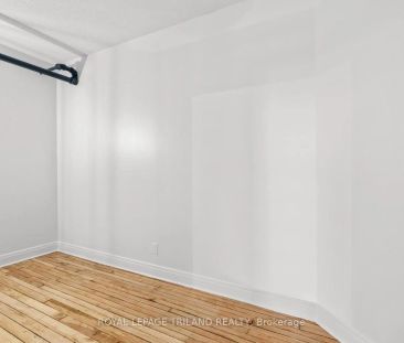 330 Clarence Street #504 - Photo 3
