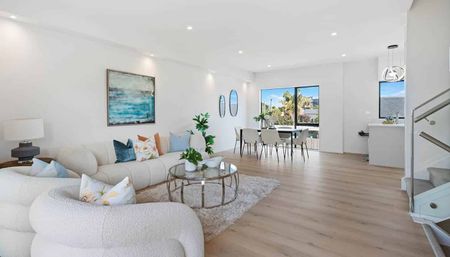 Stunning 4BR Home in Howick! - Photo 4