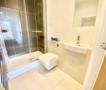 3 bedroom apartment to rent - Photo 6