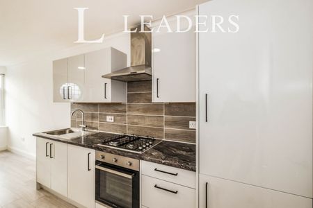 2 bedroom apartment to rent Broadway Mansions, Brighton Road, Worthing, BN11 - Photo 4