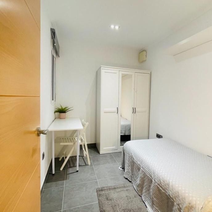 Piso de alquiler en Carrer de Dalt de la Mar, 71, Natzaret - Photo 1