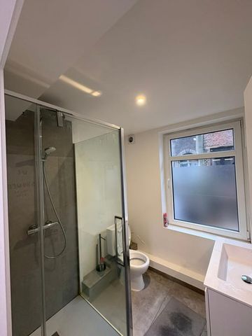 Appartement te huur - Foto 5