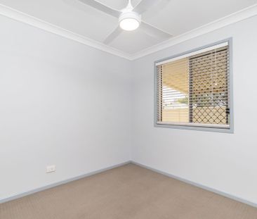 Quiet Cul-De-Sac Four Bedroom Home - Photo 6