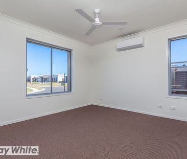 4 Bedroom Home on Large Corner Block! - Photo 4