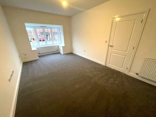 4 bedroom property to rent - Photo 1