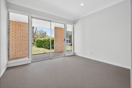 3 Lorraine Court, Lawnton QLD 4501 - House For Rent - $750 | Domain - Photo 2