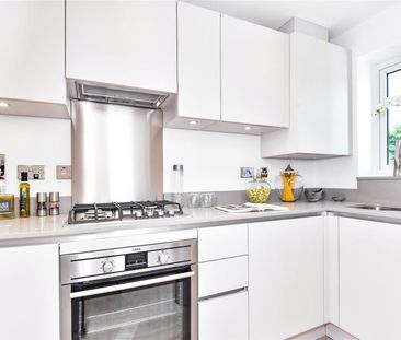 Onslow Place, Woking, Surrey, GU24 - Photo 4