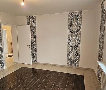 Stieldorferhohn: Top-modernisierte Etagenwohnung mit gehobener Auss... - Photo 1