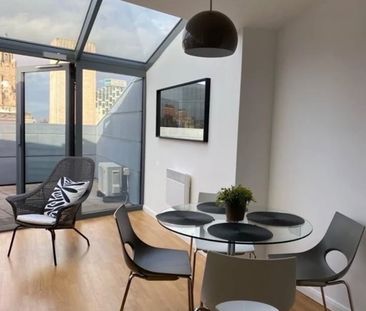 2 Bed Flat, Mann Island, L3 - Photo 4