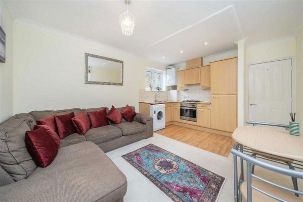 1 bedroom flat to rent - Photo 1
