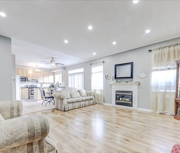 For Lease - 1059 Songbird Drive, Oshawa, Ontario - Photo 5