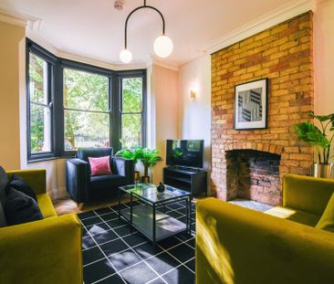 6 bedroom terraced house to rent - Photo 1