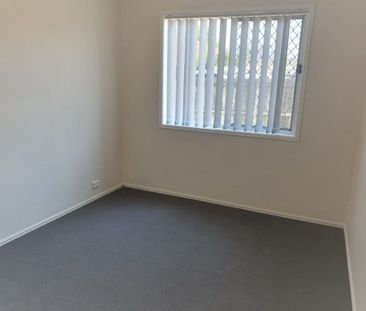 Relaxed Bayside Lifestyle – Move-In Ready - Photo 3