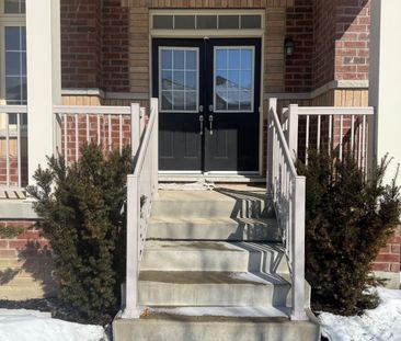 For Lease - 328 Roy Harper Avenue, Aurora, Ontario - Photo 6