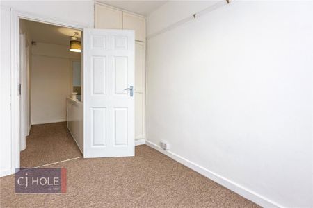 3 bedroom terraced house to rent - Photo 4