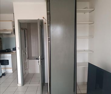 1 pièce - Meublé - 23,6 m² - 1er étage - Colocation non autorisée - Photo 2