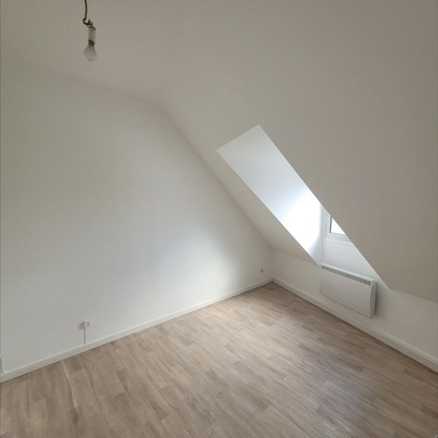 PONT DE L ARCHE- T2 refait à neuf Centre Ville - Photo 1