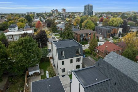 For Lease - 661 Winona Drive Unit# D, Toronto, Ontario - Photo 4