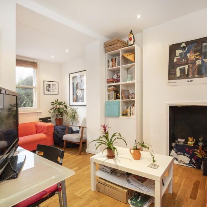 1 Bed Flat, Bellefields Road, SW9 - Photo 1