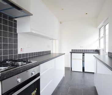 3 bedroom detached house to rent - Photo 4